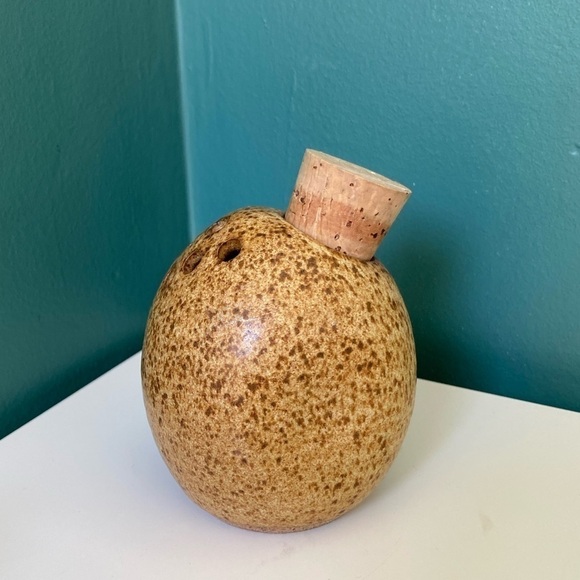 HANDMADE Pottery Parmesan Cheese Shaker with Cork Stop Tan Brown Speckle Glaze - Picture 10 of 13